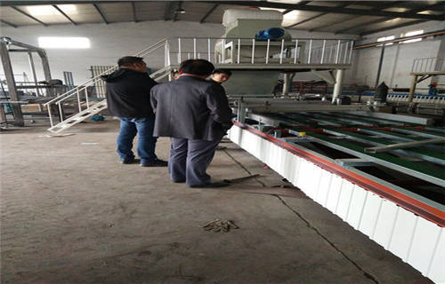 溫州免拆建筑外模板設(shè)備定制與腳手架應(yīng)用